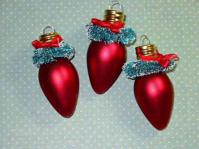 Old Fashioned Light Bulb Ornaments - Set of 3