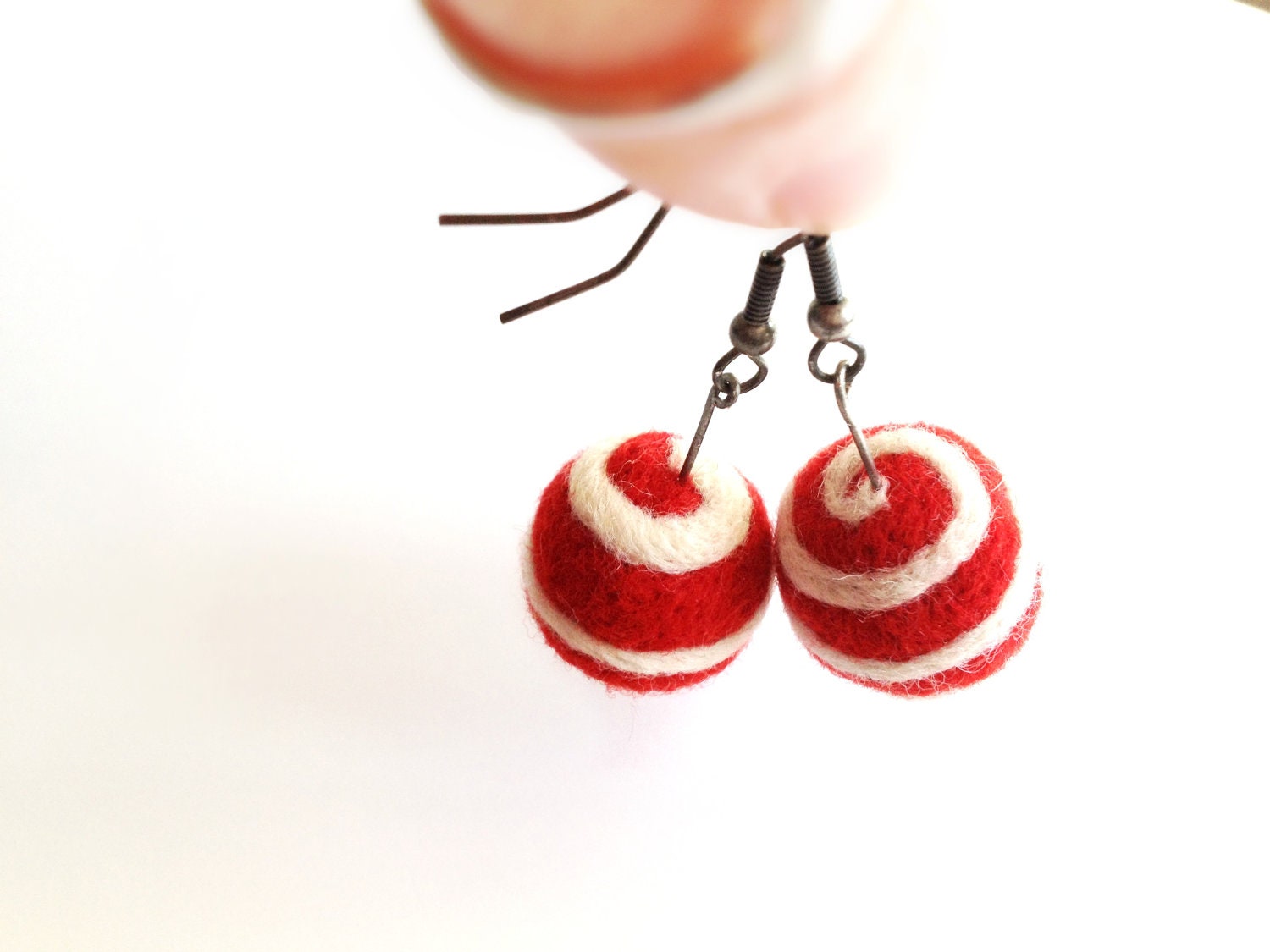 Christmas Candy Cane Earrings - Needle Felted Red and White Stripe Ball Earrings - RebeccasEmporium