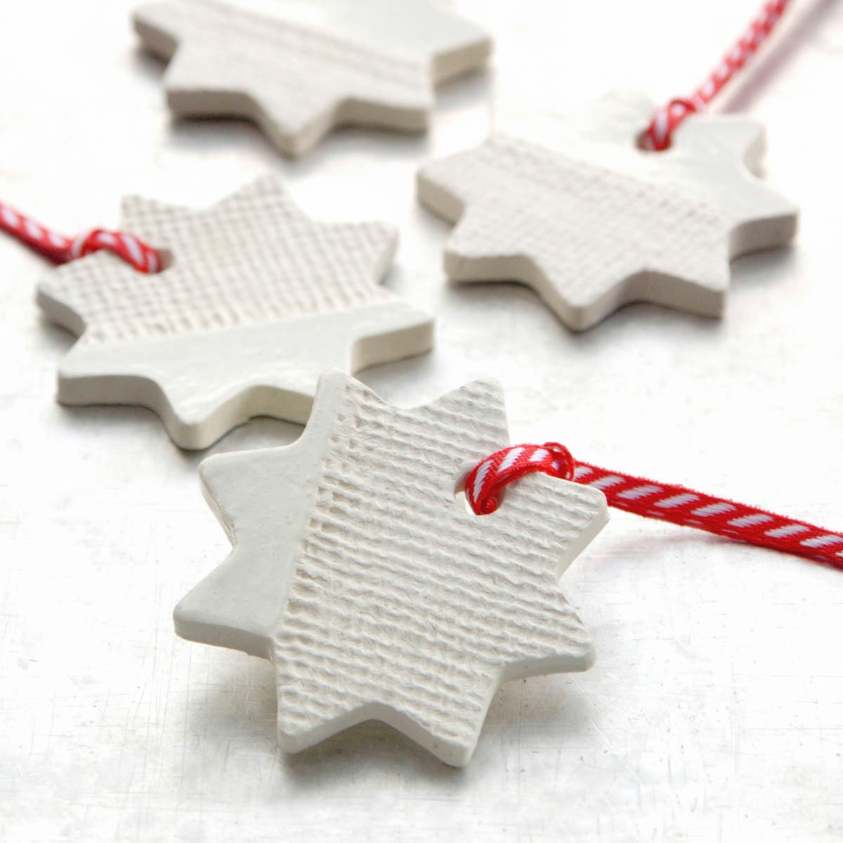 Ceramic Ornament with Burlap  Impression Christmas Holiday Decoration White Star