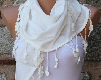 Creamy White - Shawl Scarf -  Cowl fatwoman - Bridesmaids Gifts