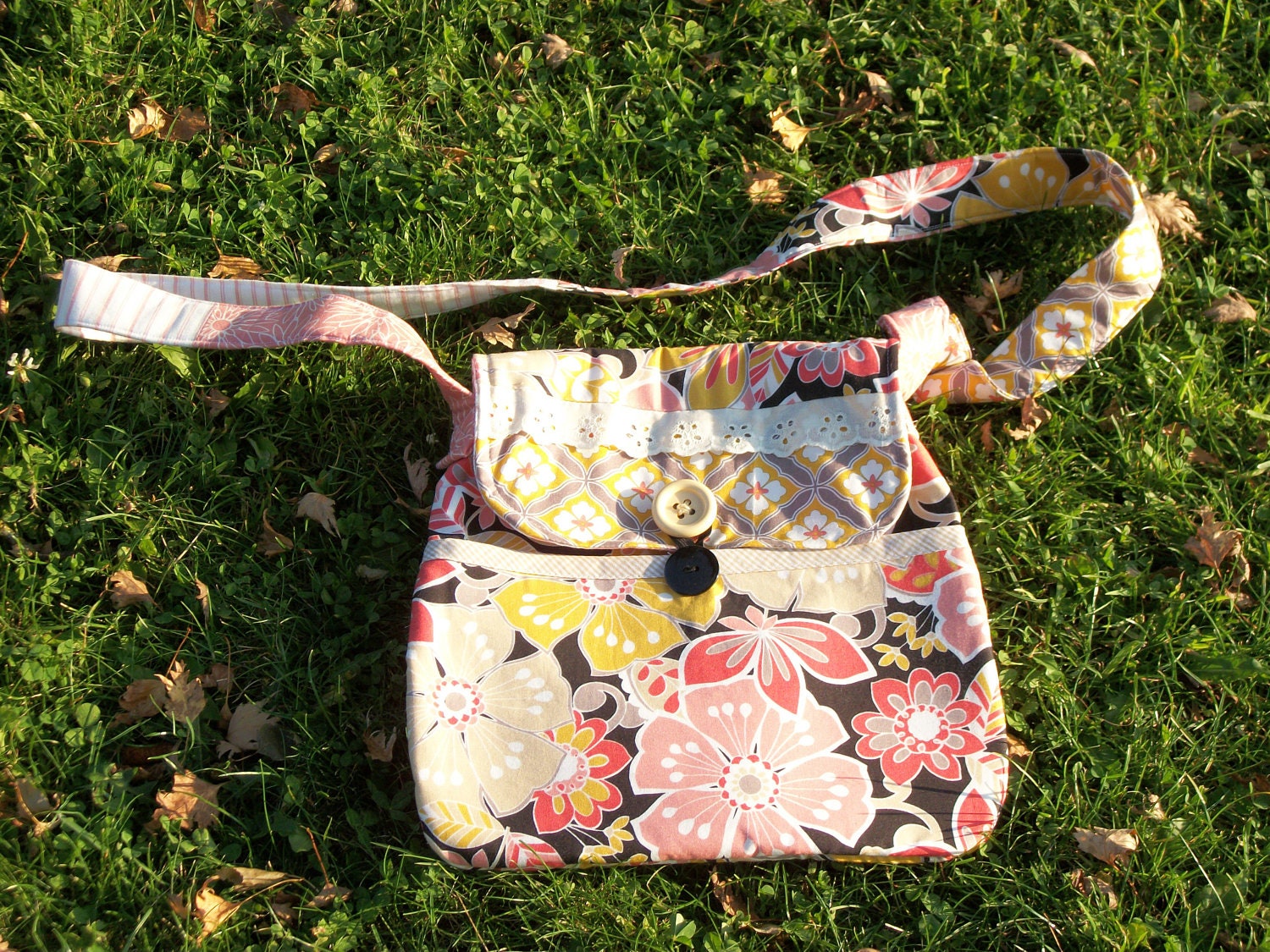SALE Crossbody Bag Purse "Nellie" Adjustable Strap Hip floral print Delicate femanine handbag with two goodies Ready to Ship