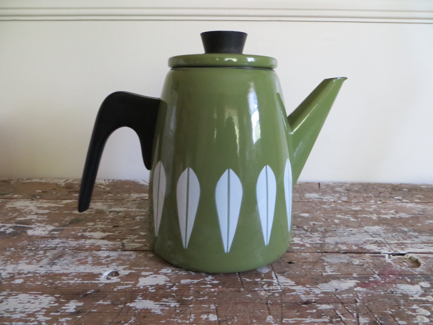 Cathrineholm Tea Pot Coffee Pot Enamel Kettle Green Lotus Mid Century Enamelware