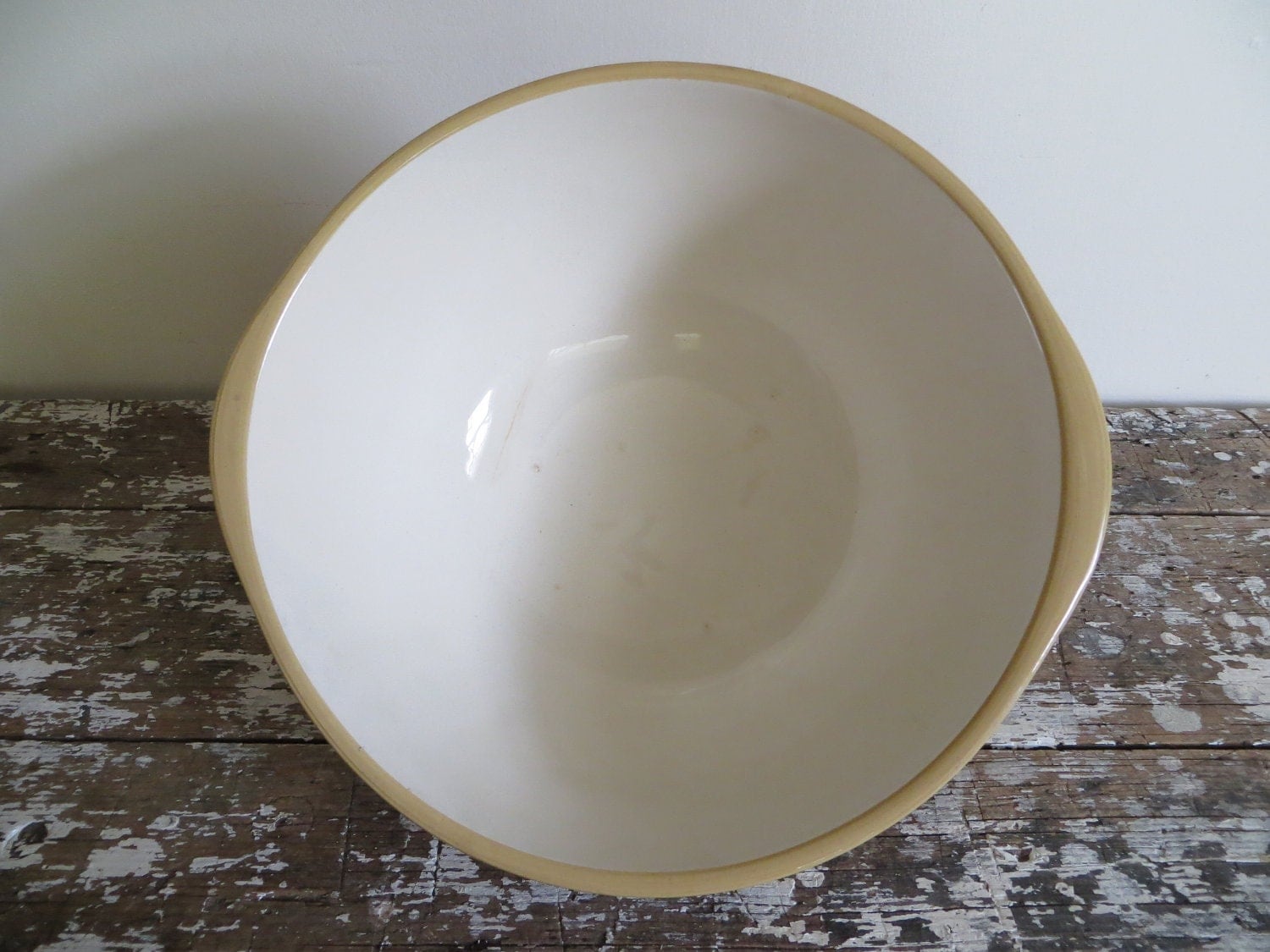 Gripstand Mixing Bowl 24\'s, Vintage 1930s Beige Yellow Ware T. G. ... Gripstand Mixing Bowl 24\'s, Vintage 1930s Beige Yellow Ware T. G. ...