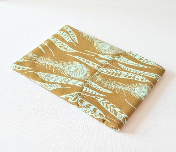 Kindle keyboard gadget pouch : Mint feather peacock print in brown and green with flap.