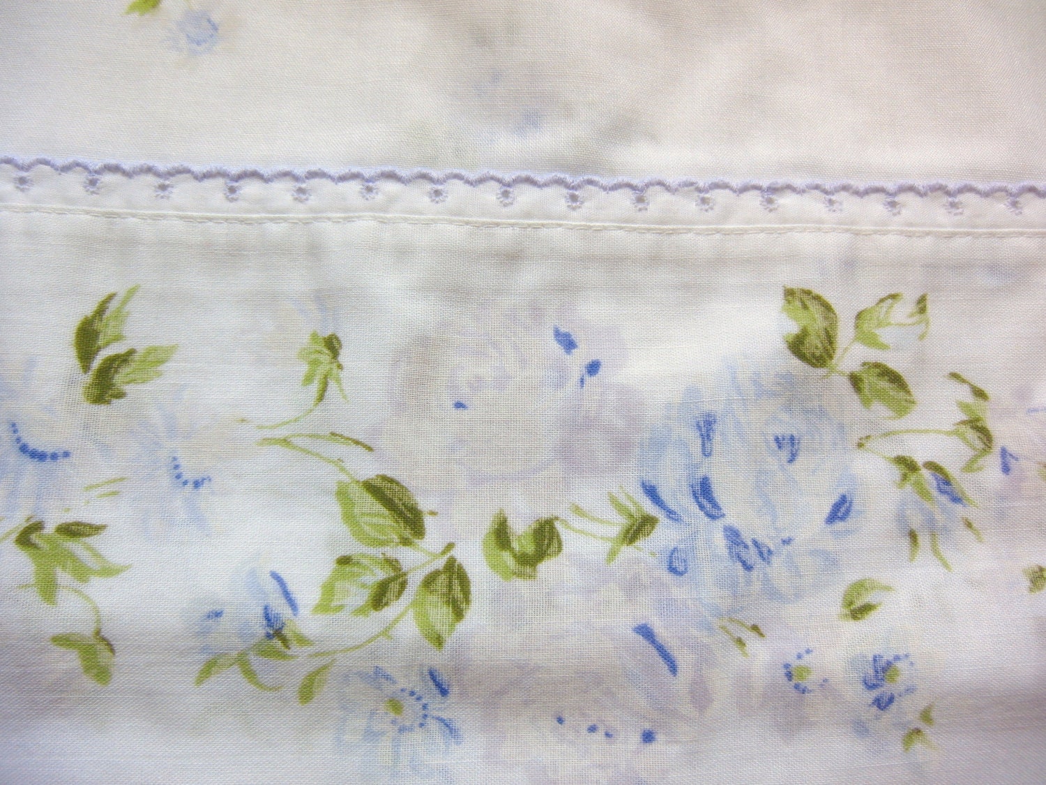 Vintage Standard Pillowcase Set/Pair- Shabby Chic Roses