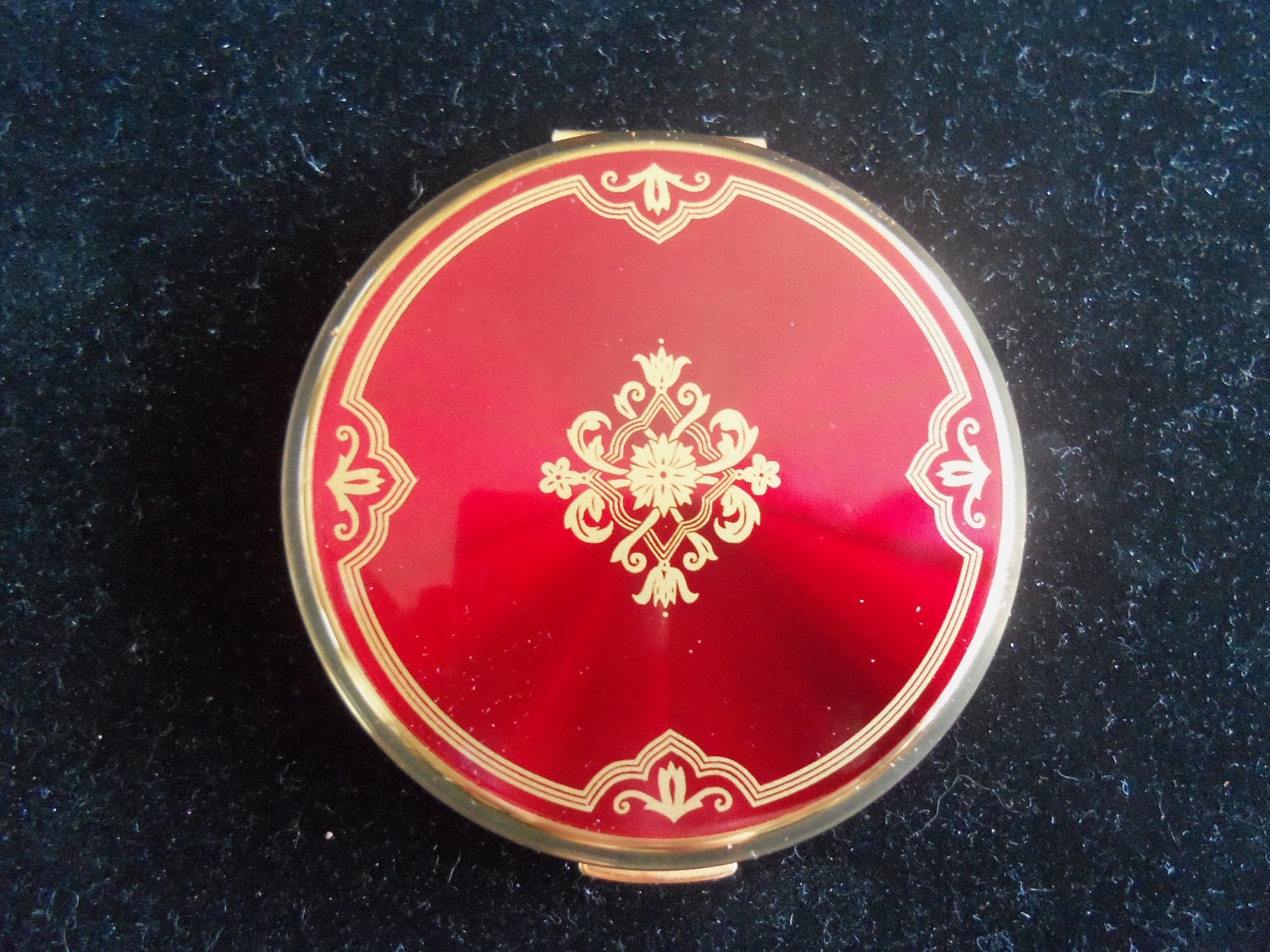 Vintage Compact by Stratton London England Mid Century Modern Mad Men Mod Home Decor Vanity Collectible 1950's 1960's