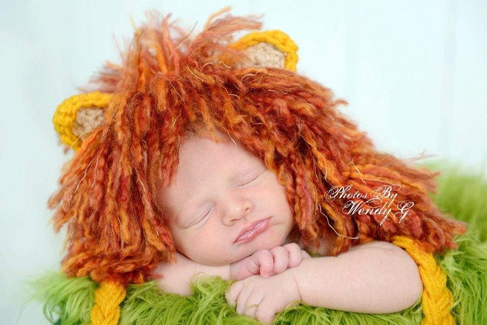Crochet lion bonnet- photography prop- made to order- newborn - 2 yrs