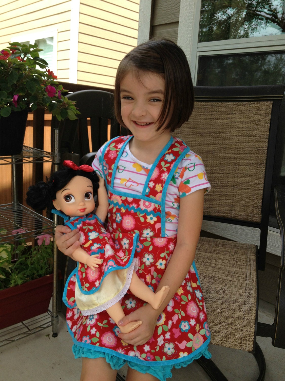 Girls Floral Full-length Apron and Matching Doll Apron
