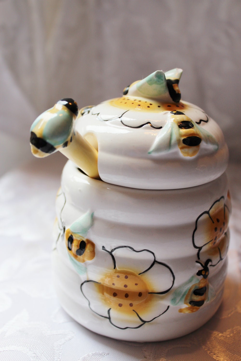 Vintage Honey Pot Buzzing Bees Ceramic