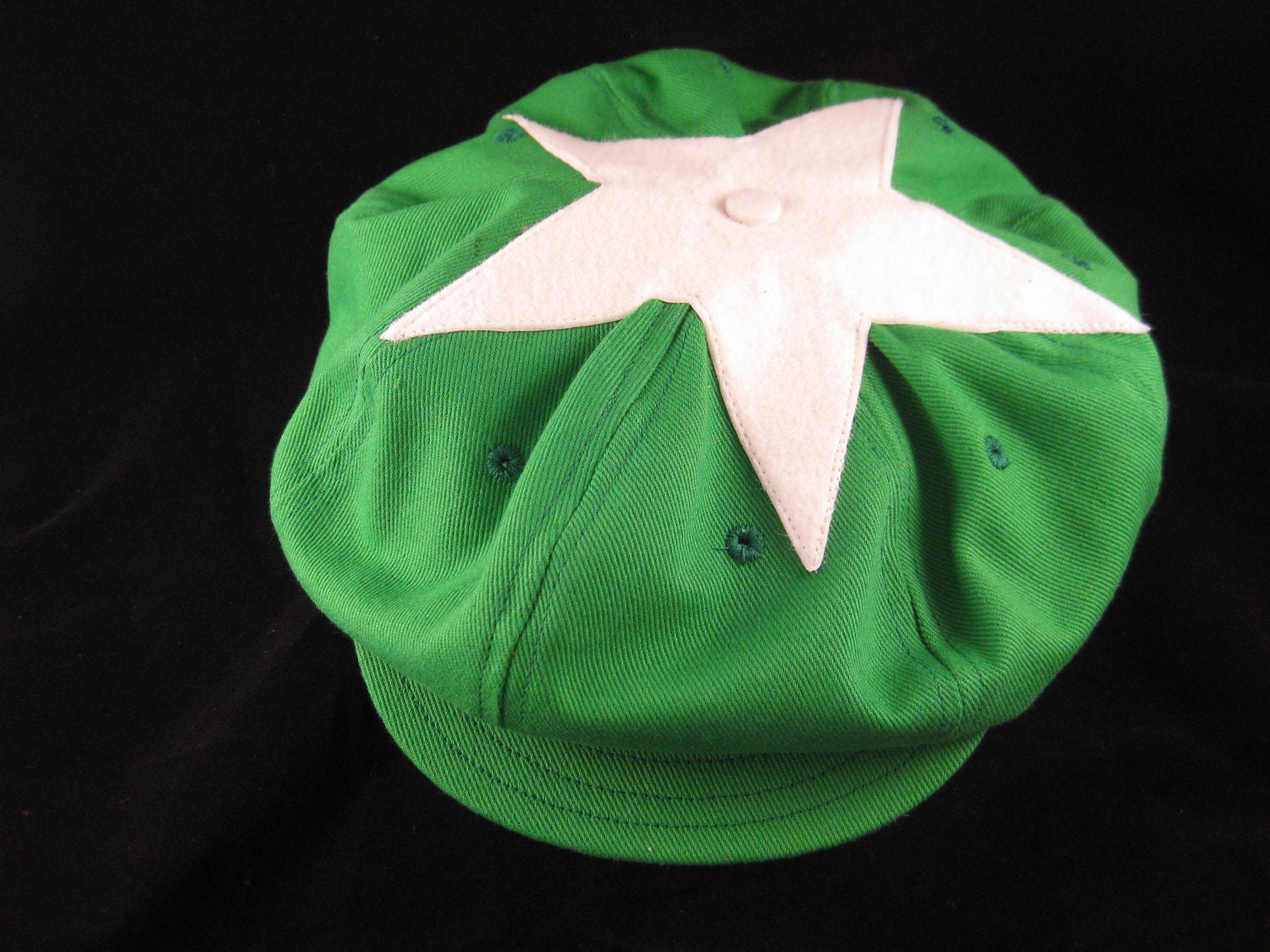 Star cap, Eight panel durable cotton twill with supple leather sweatband.