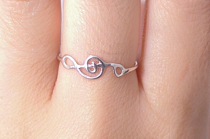 Treble Clef Ring - Sterling Silver Treble Clef Ring - Music Note Ring