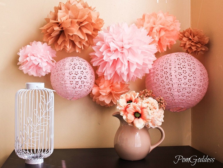 ON SALE 10Tissue Pom Poms,wedding reception decorations,ceremony decorations,DIY,birthday