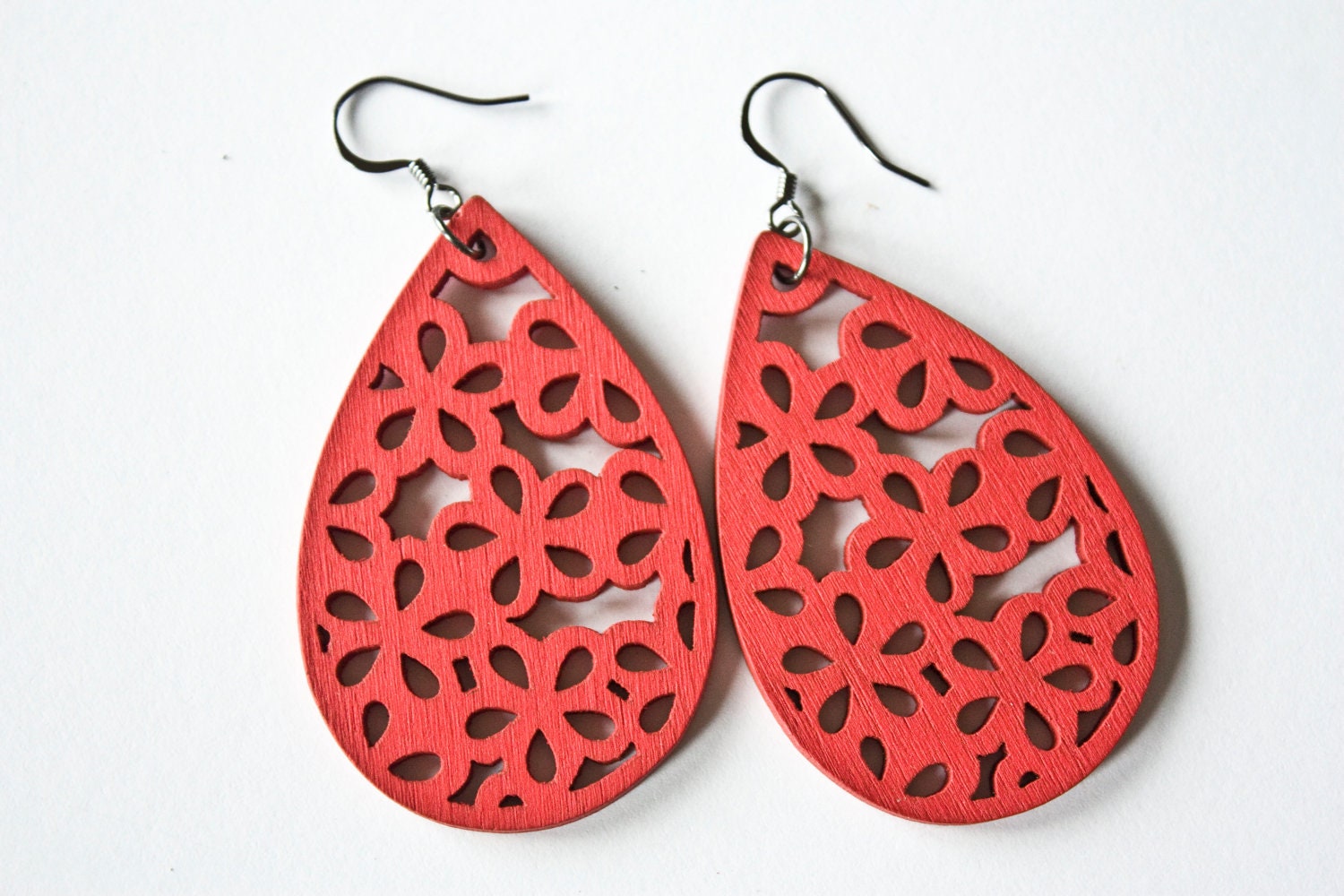 Red Wooden Teardrop Flower Dangles