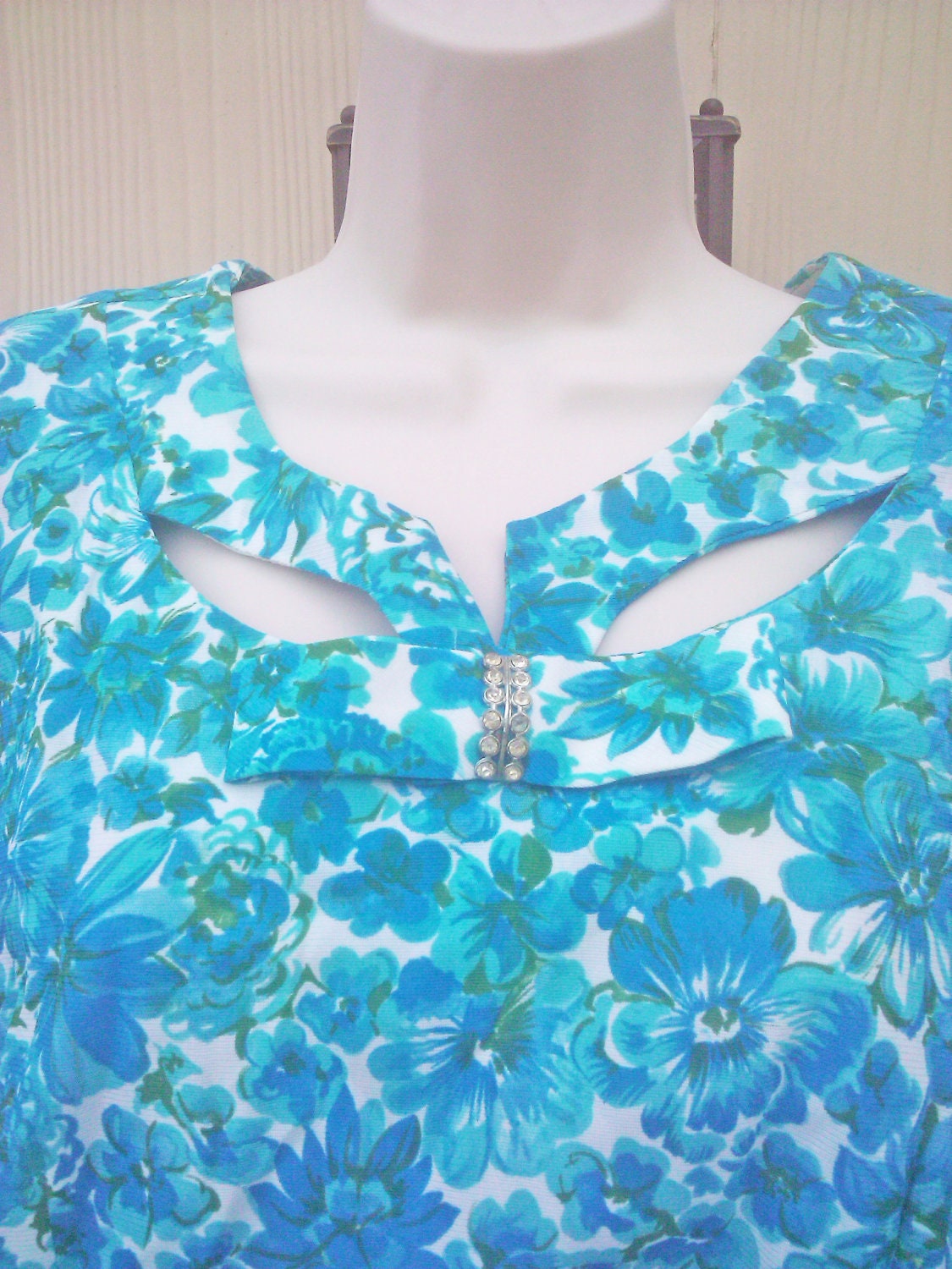 Vintage 1950s Blue Floral Dress/ Rhinestones/ Rockabilly/ VLV/ Large