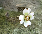 Dogwood reborn - Vintage Brass and upcycled pin bracelet