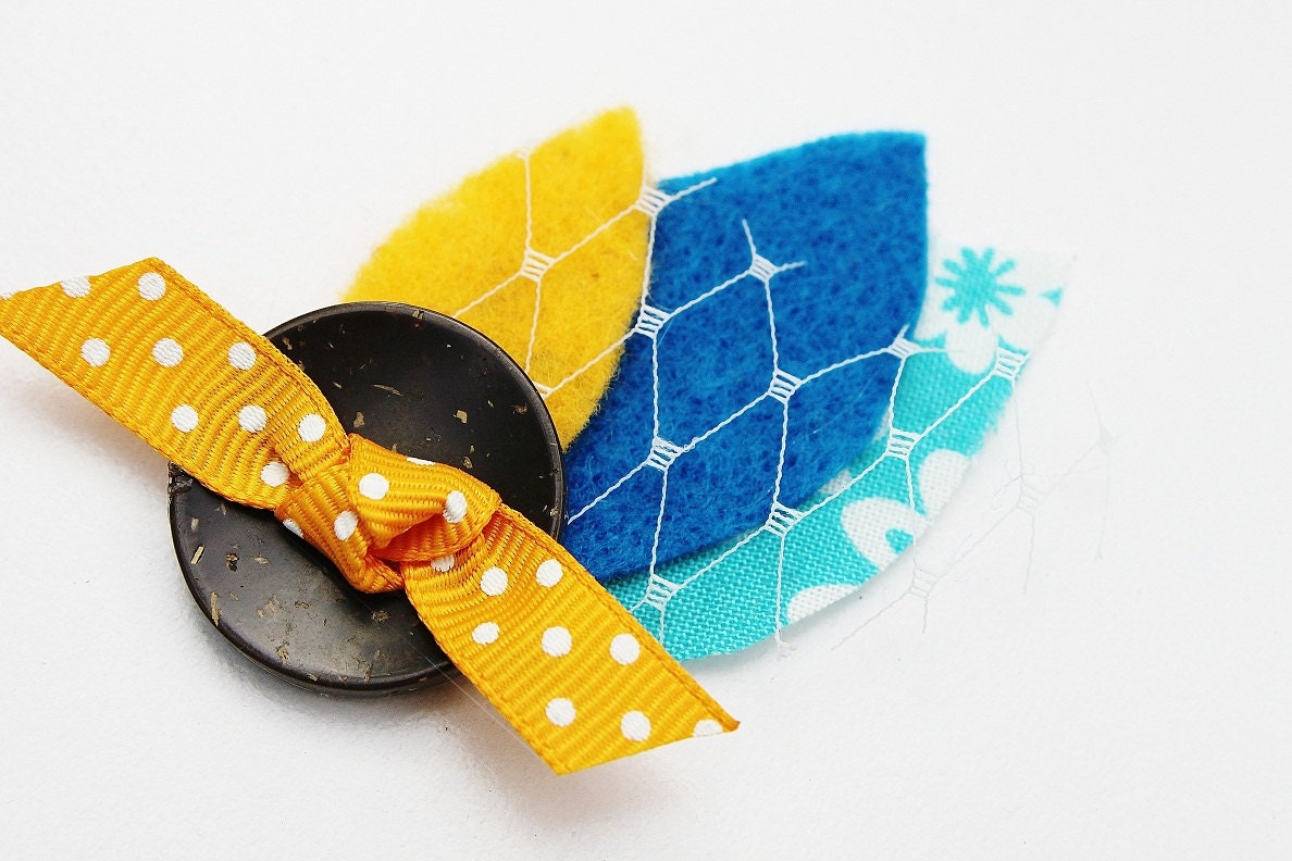 girl hair clip, baby hair clip, children,  little girl hair clip, vintage inspired, gift for a girl, hair bow, felt leaves, autumn, fall