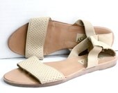 Vintage Beige Minimalist Strappy Sandals Sz 7