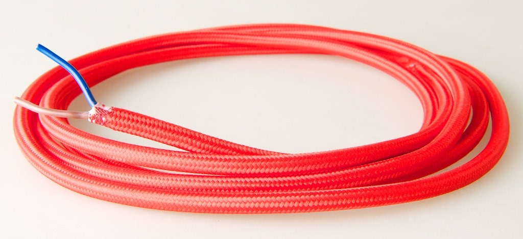 Fabric braided cable, red
