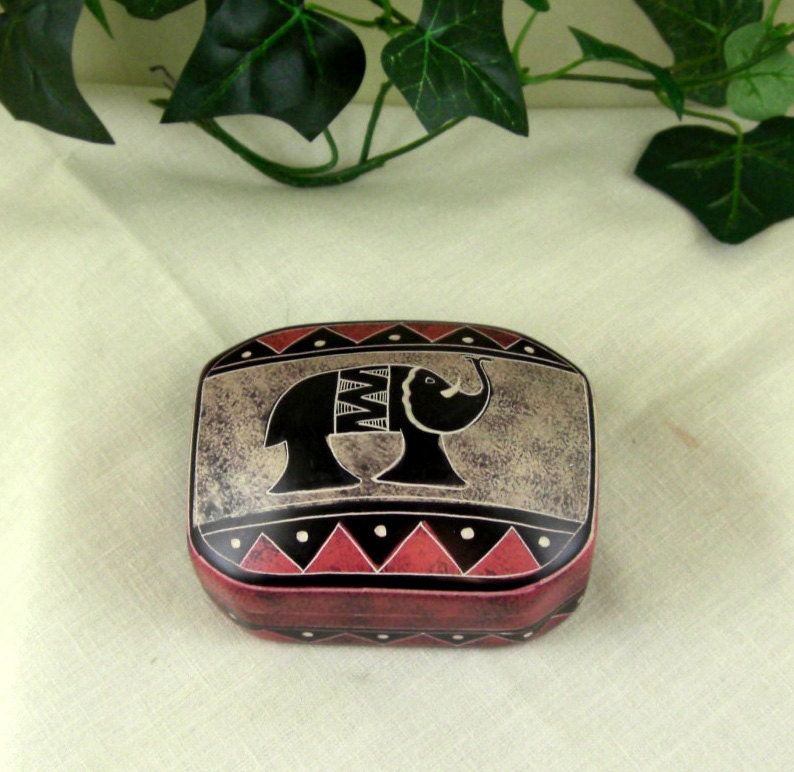 Hand Carved Soapstone Box / Trinket / African / Kisii / Handmade Gift for Him