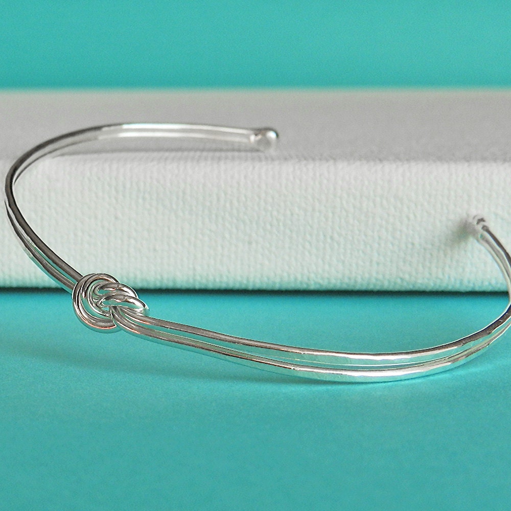 Love knot bracelet, tie the knot bracelet, sterling silver infinity knot, tie the knot bridesmaid jewelry, jetteam