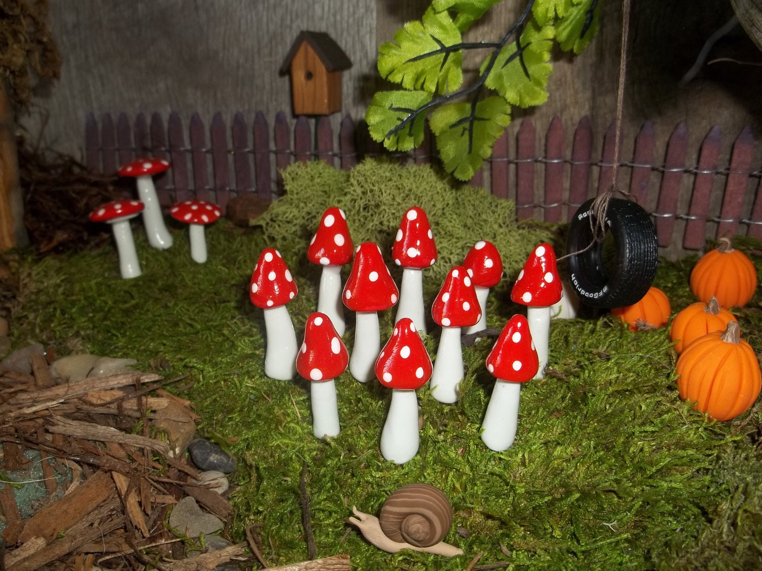 40 mini mushrooms High Quality Free Shipping miniatures for fairy gardens moss terrarium woodland garden