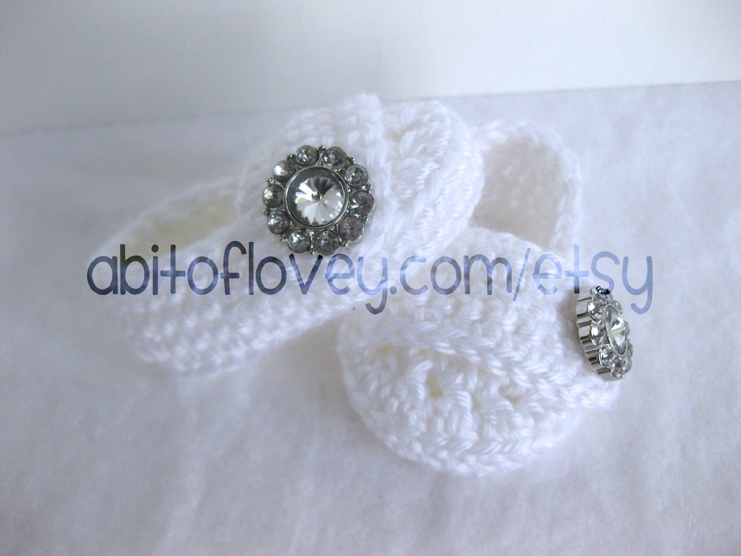 Baby Girl Infant Shoes / Slippers / Booties - White & Jewel - YOUR choice size - (newborn - 12 months) - photo prop - crochet
