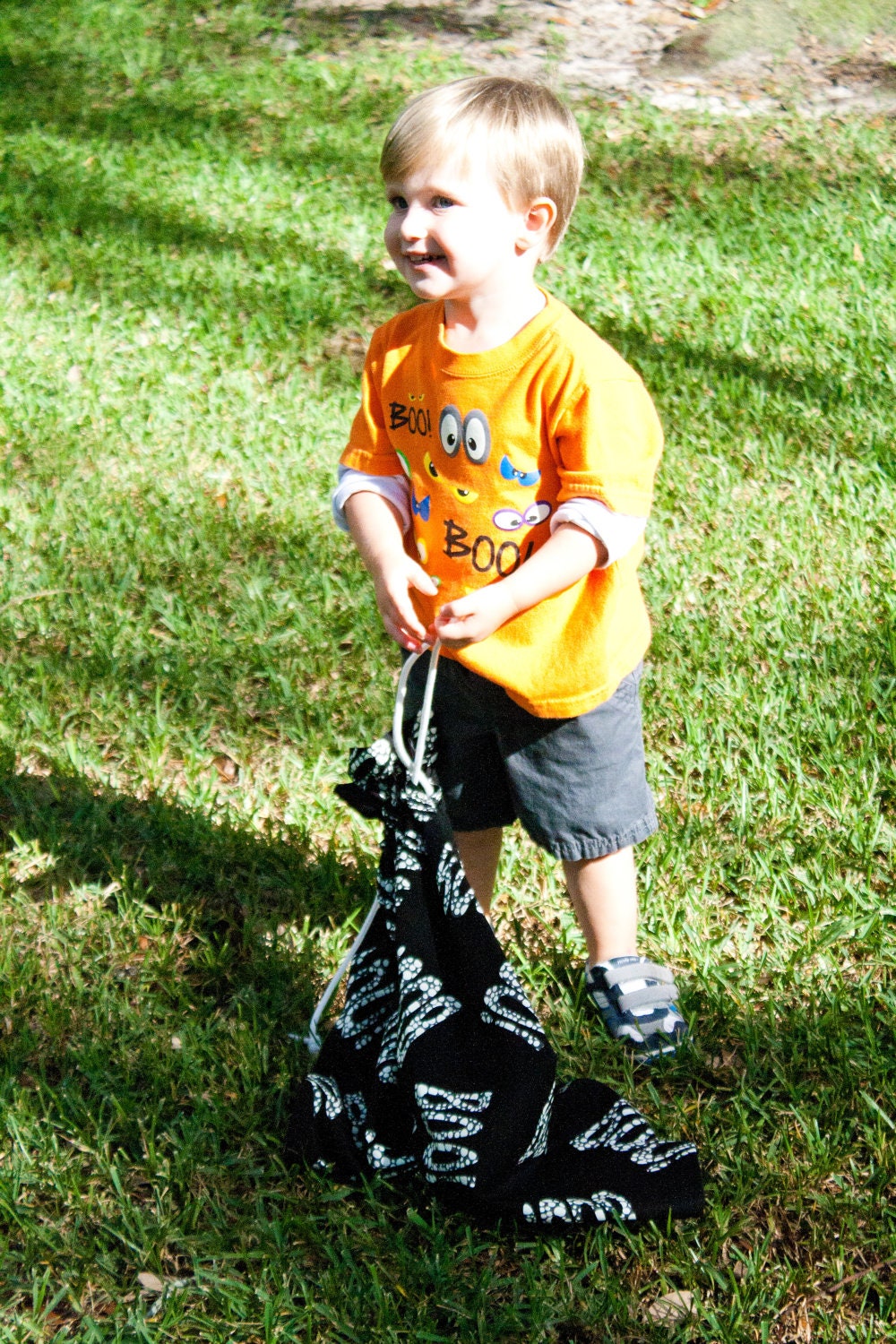 Large Trick-or-Treat "Pillowcase" Candy Sack--Glow in the Dark Ghost Print