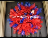 Fourth of July Wreath, Spiral Wreath, 4th of July Wreath, Wreath, Deco Mesh Wreath, Curly Wreath, Patriotic Wreath, RAZ, RAZ Wreath