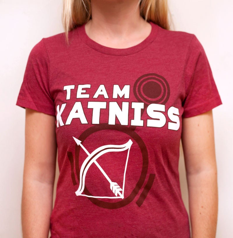 Women's Hunger Games Team Katniss T-Shirt, Red Heather, SIZE SMALL