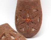 Woolen clogs with Baltic amber - Folk ornaments organic felted wool house shoes - felt wool slippers