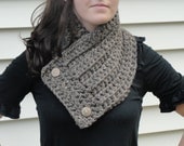 Crochet Neck Warmer in Barley