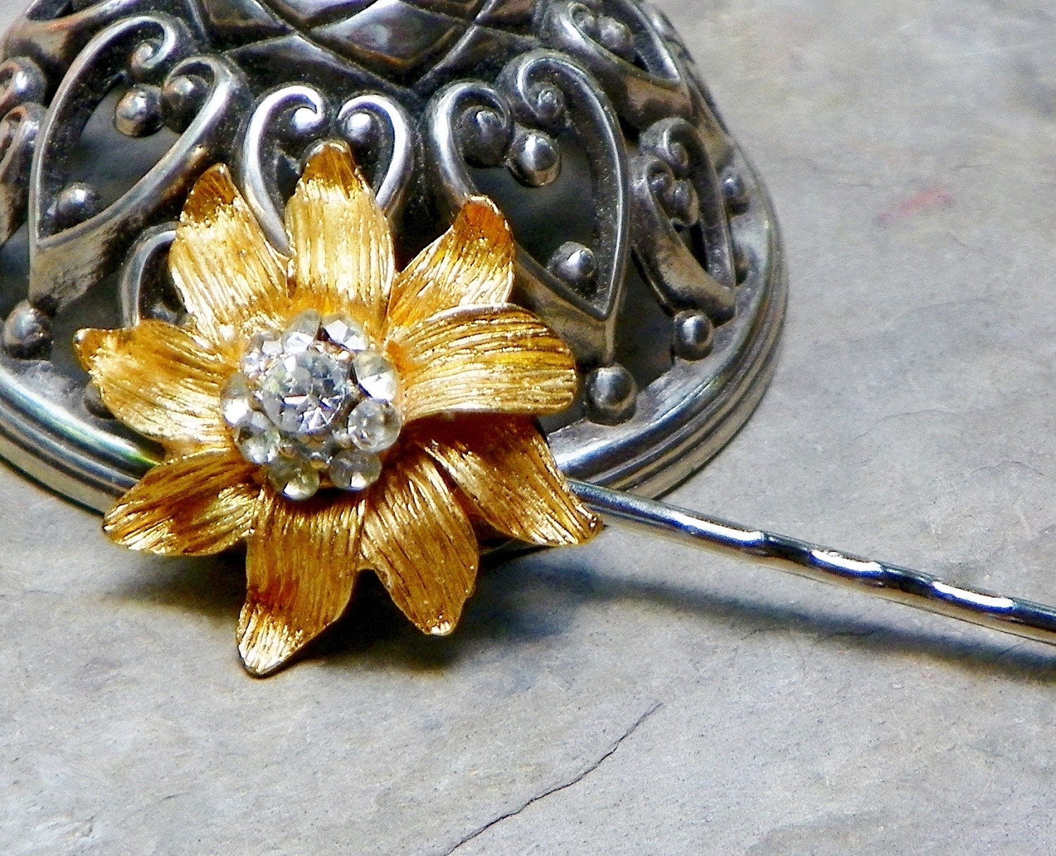 Vintage 60's Sunflower Spring Blossom Bobby Pin