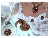 Juliana Grand Parure Lovely Enchanting Cameo D&E  2 Different Brooches  968a-031011185