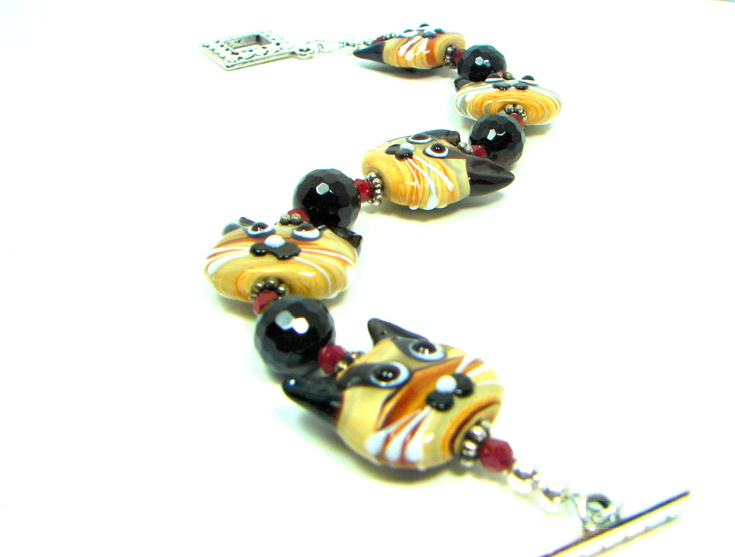 SALE Cat Bracelet, Brown Cats, Taffy Cat, Lampwork Bracelet, Sterling Silver, Pewter, Meow