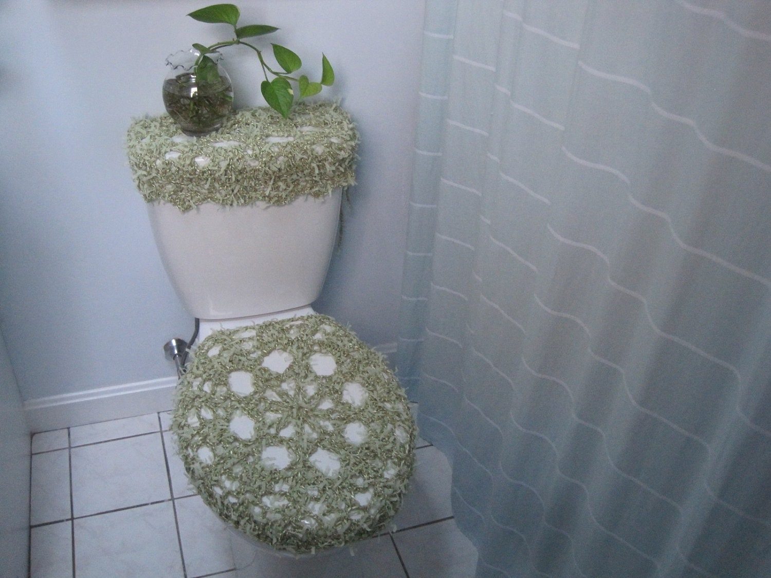 Set of 2 Crochet Covers for Toilet Seat & Toilet Tank Lid - fashion yarn-light green (TSTTL1C)
