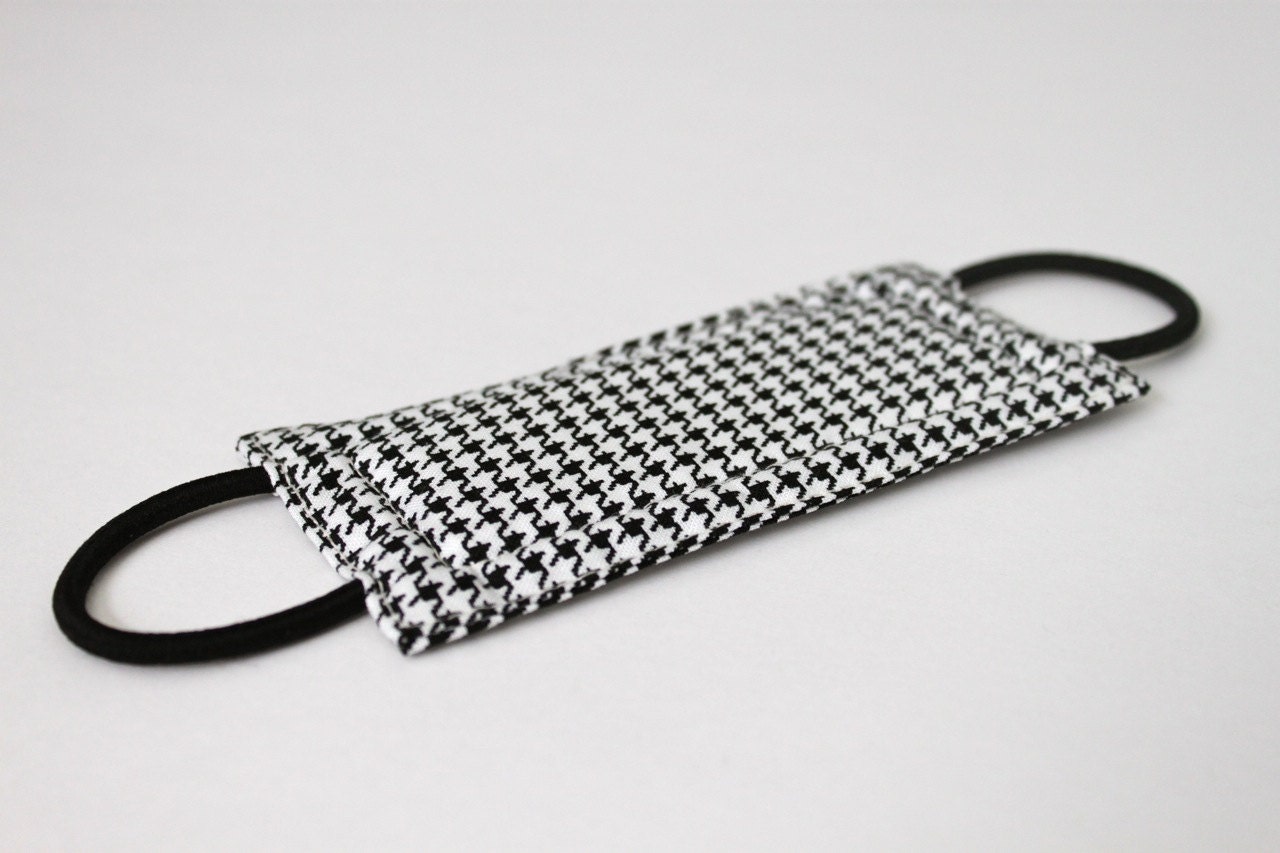 Latchy Catchy in B&W Houndstooth (Patents Pending)