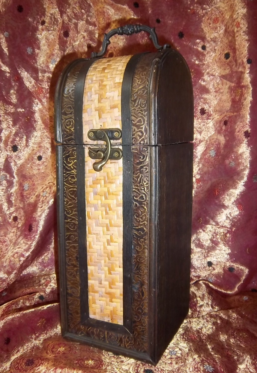 Vintage Wine Box by DayJahView on Etsy