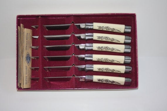 Vintage Royal Brand Cutlery Co Deluxe Steak by DebiLynneVintage