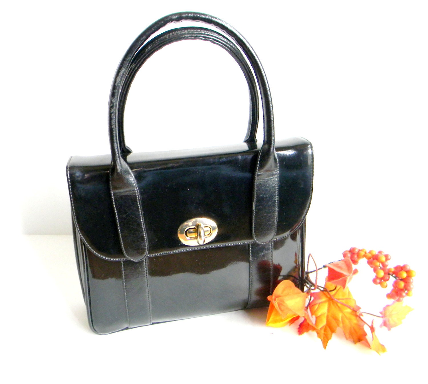 Structured Purse Sale Vintage Patent Leather Black Handbag by Bags Francois California. Christmas Gift. 60s Mad Men Fashion. Winter. Summer