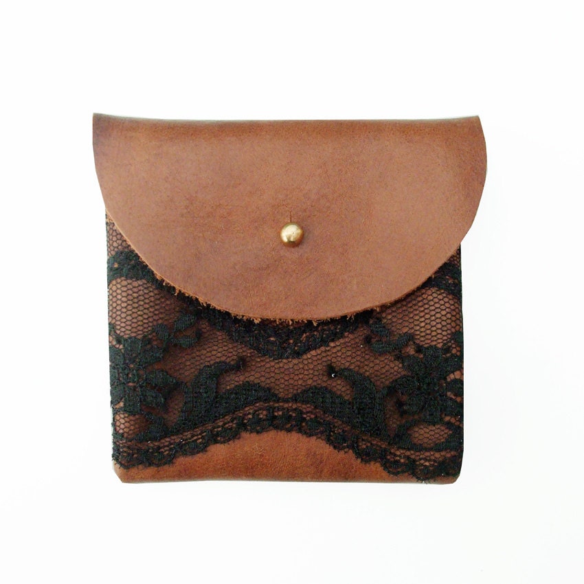 COIN PURSE // brown leather with black lace
