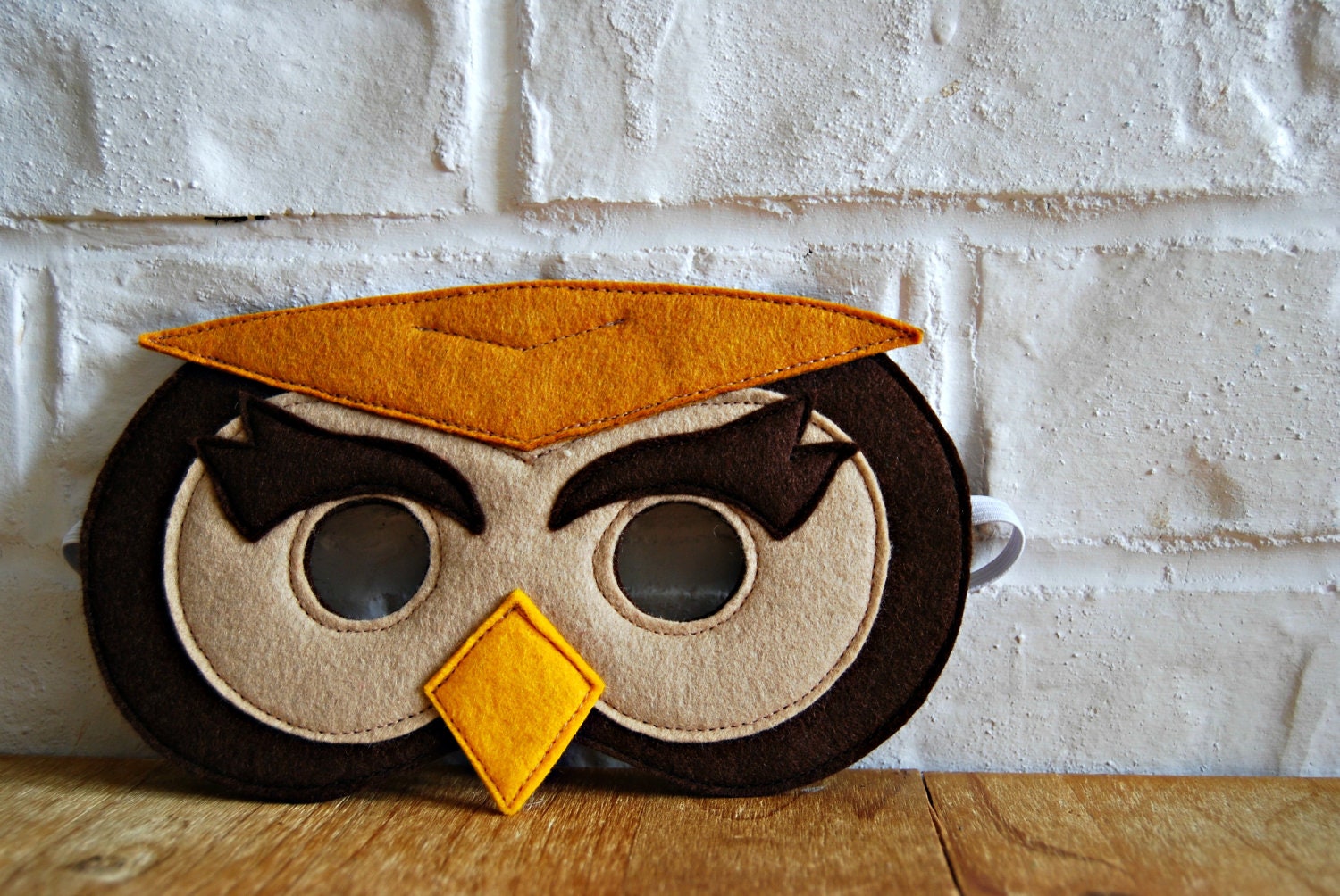 CHILD Felt Barn Owl mask Halloween costume Photography prop