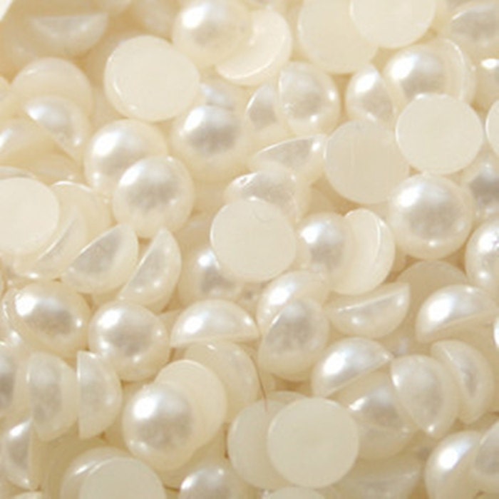 100 Pieces of 8 mm Beige Colour Flat Back Pearl Cabochons
