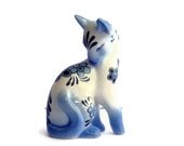 Cat White & Blue Franklin Mint Curio Cabinet Cat