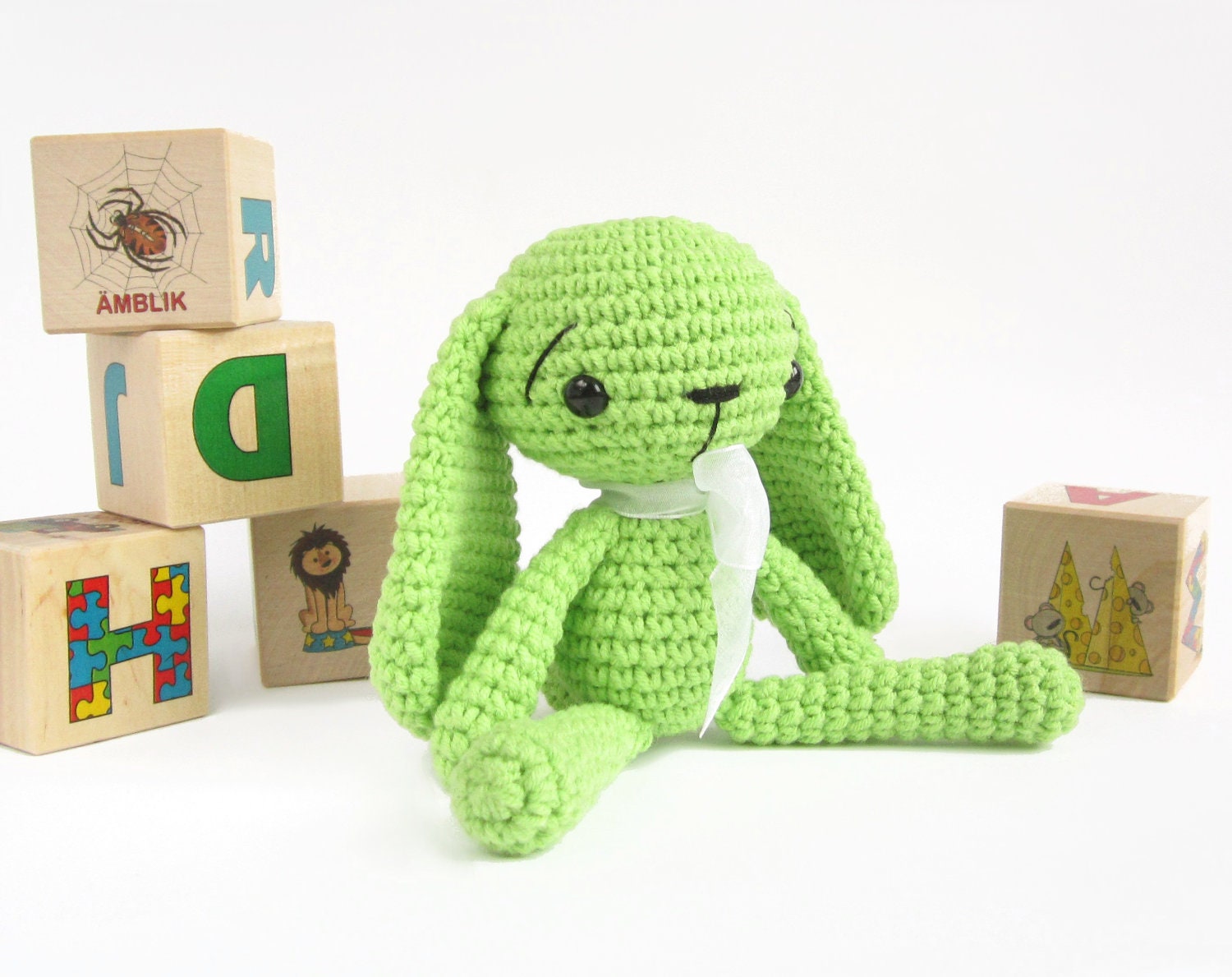 Small rabbit toy - Cute bunny with flopppy ears - Amigurumi stuffed animal - Soft toy - Cotton mix - Light apple green