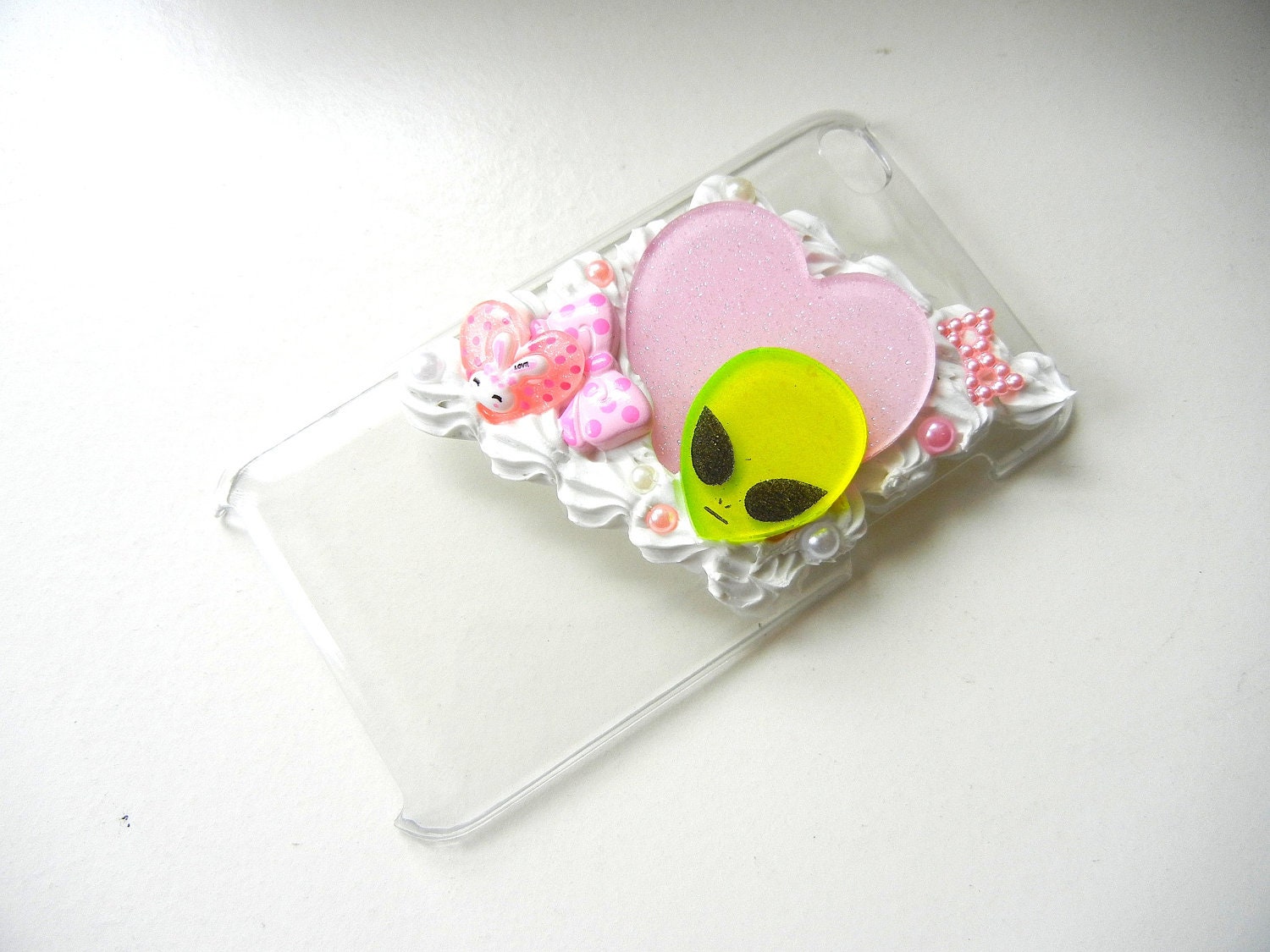 Ipod Touch 4 Simple Alien Love Case