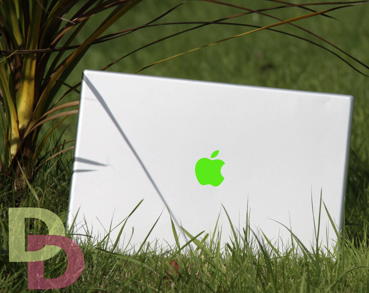 Apple Green Logo Macbook Decal for Macbook Pro, Macbook Retina. Set of 6