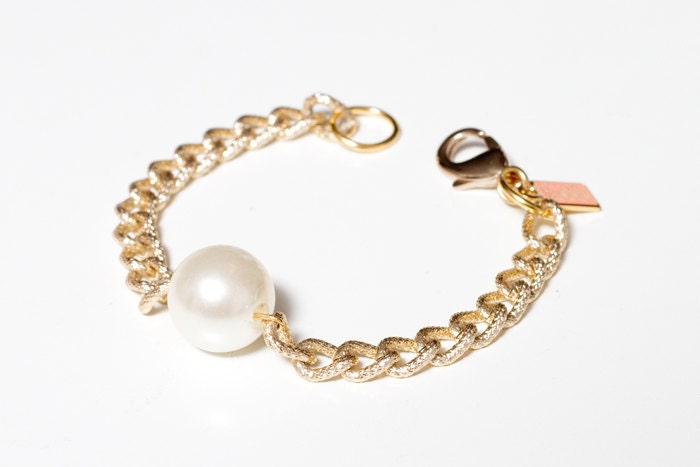 Zoe Chain and Pearl Bracelet in GOLD