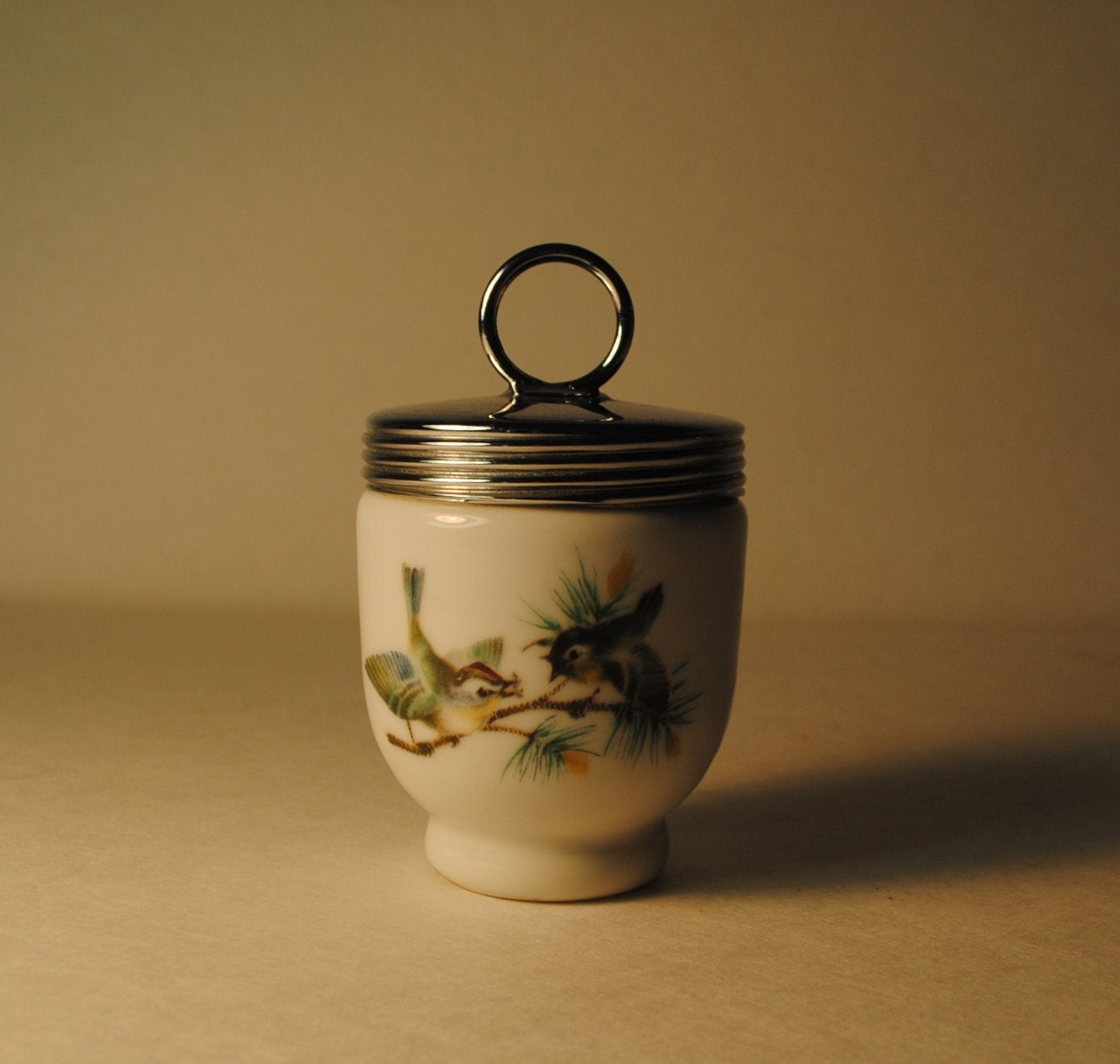pipkin ROYAL WORCESTER antique birds egg CODDLER egg made in england perfect for breakfast, a nice cuppa tea toast  and a soft boiled egg
