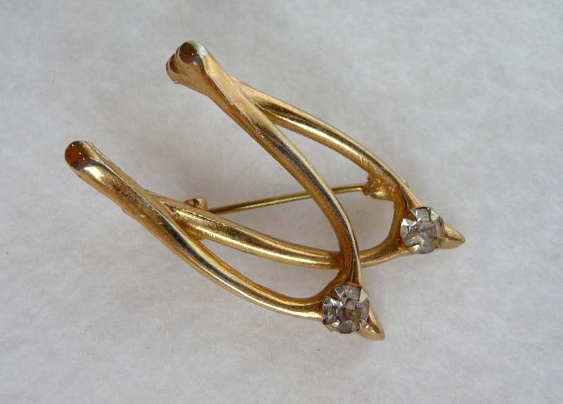 Vintage Double Wishbone Brooch w Sparkling Rhinestones