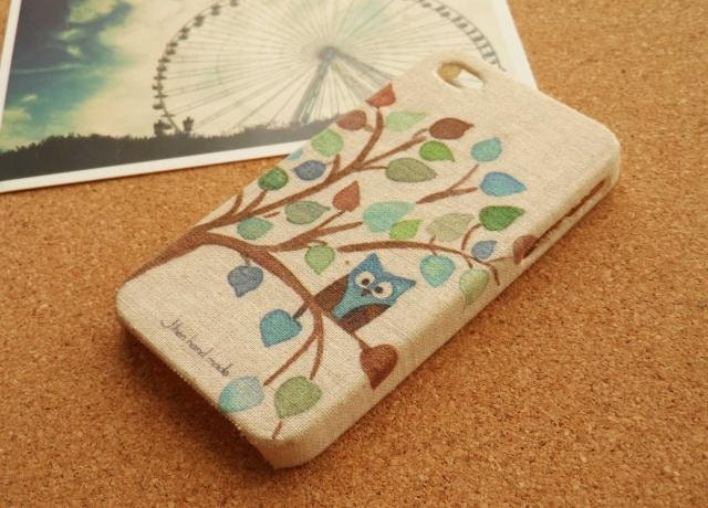 IPhone 4 / 4S / 5 /Galaxy Note ll / S3 Handmade Cloth Case ( The Funny Owl )